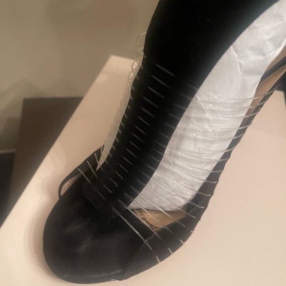 SOLD!!!! Jimmy Choo sandal - Picture 2 of 8